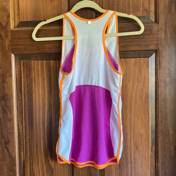 Nike Dri fit Tank - Picture 2 of 5